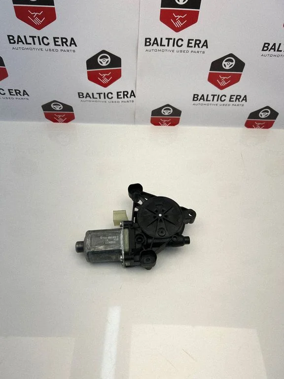 Front door window regulator motor 5Q0959802C