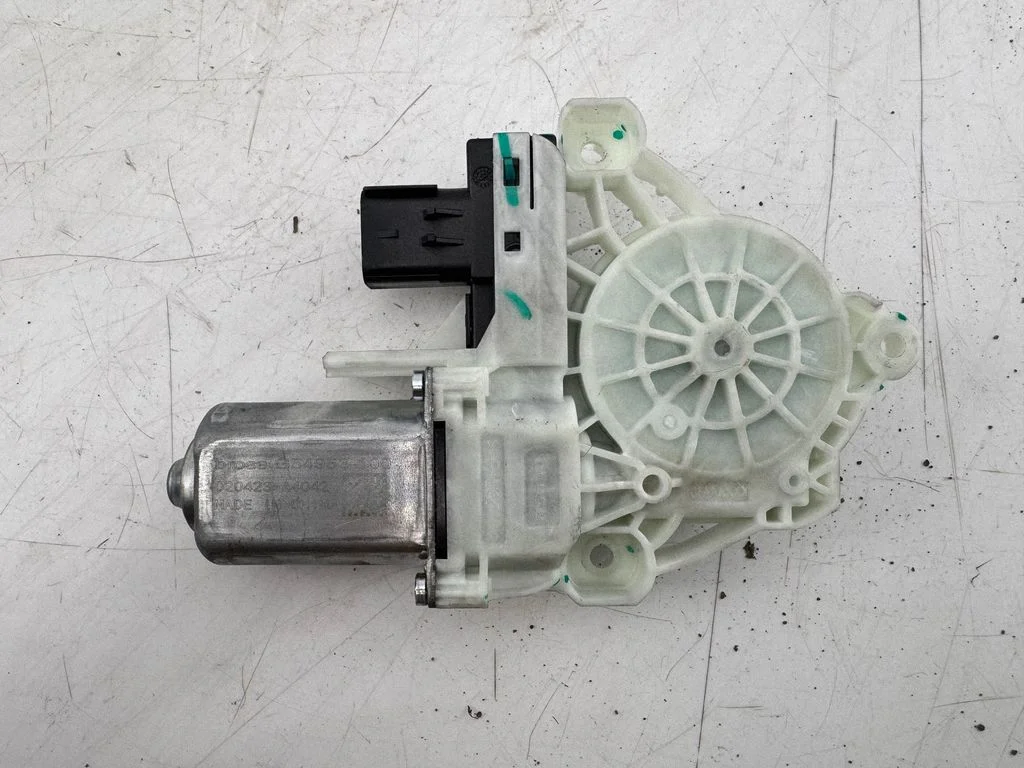 Front door window regulator motor G54953100