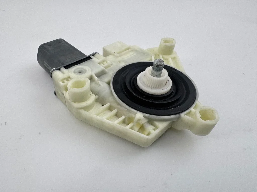 Front door window regulator motor A2139069501