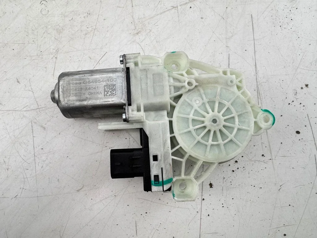 Front door window regulator motor G54954100