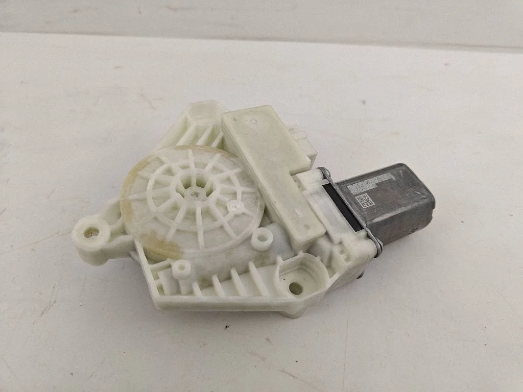 Front door window regulator motor A2139069501