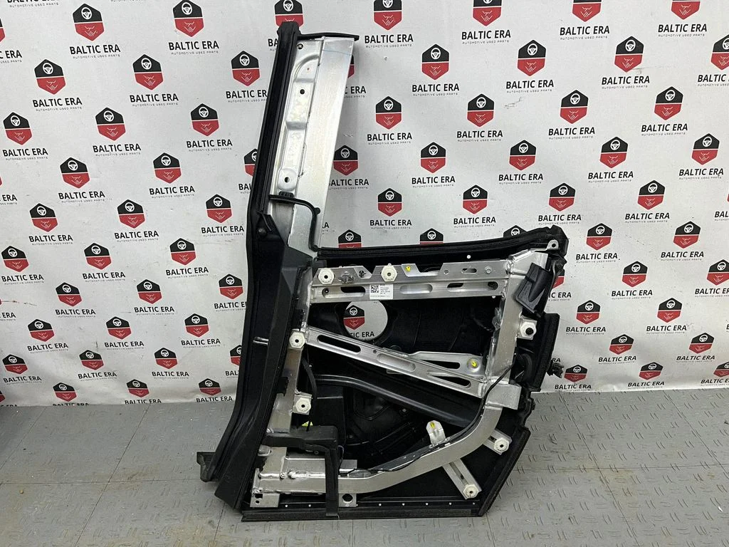 Rear door 7427331