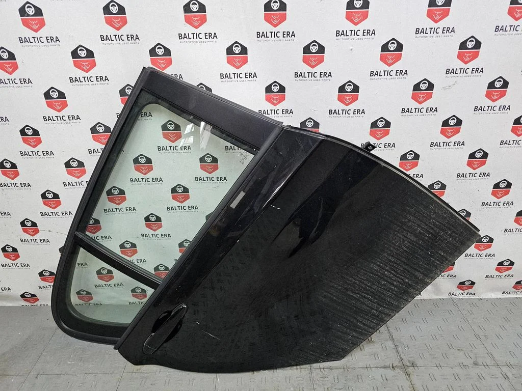Rear door 7284516