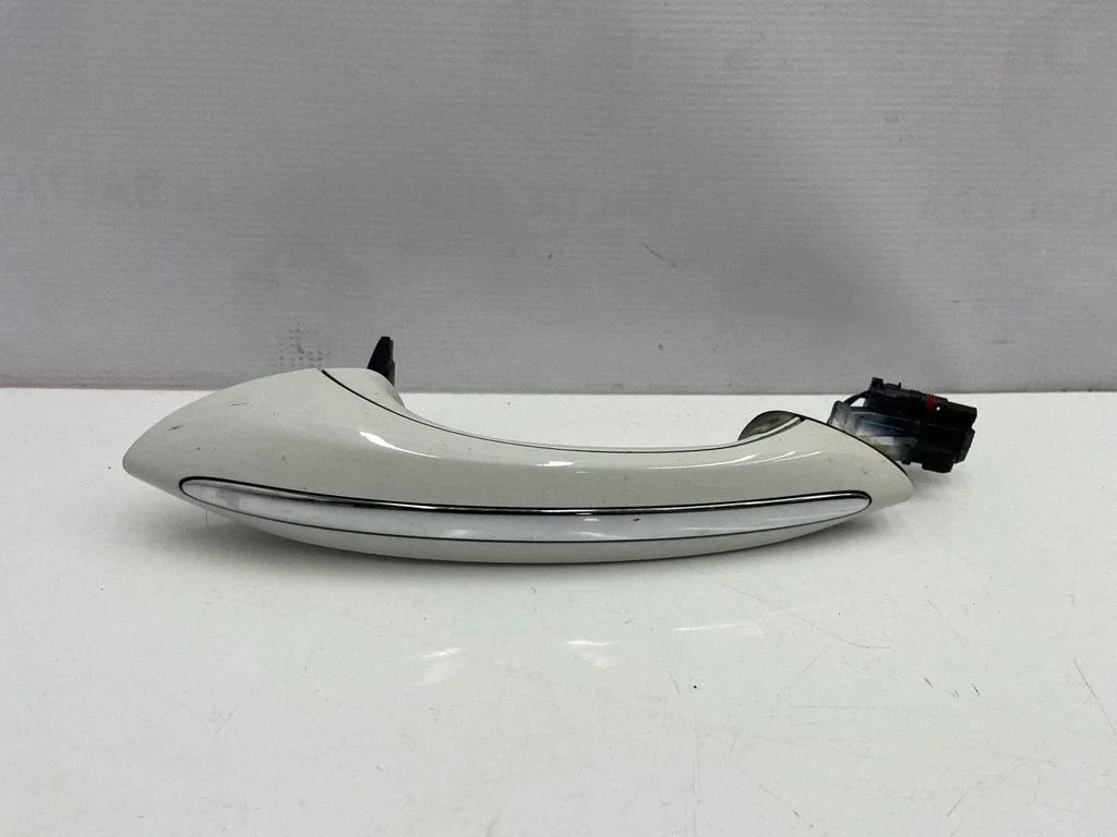 Rear door exterior handle