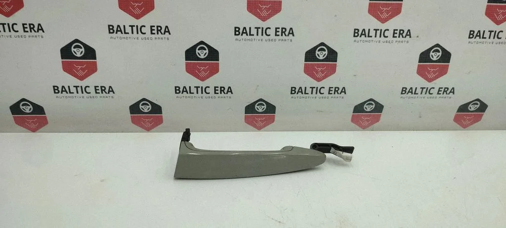 Tagaukse välimine käepide E9XL4