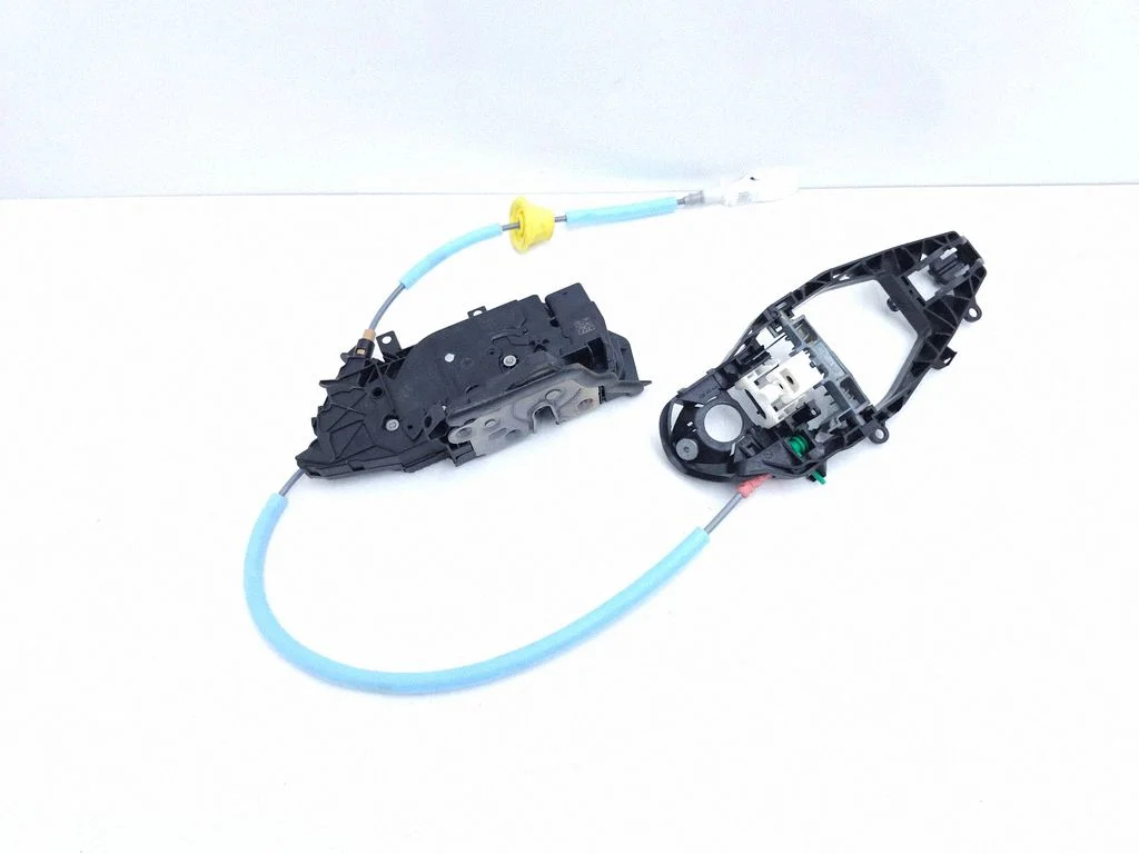 Tagaukse lukk – BMW 1-seeria F40 (2019-2023)