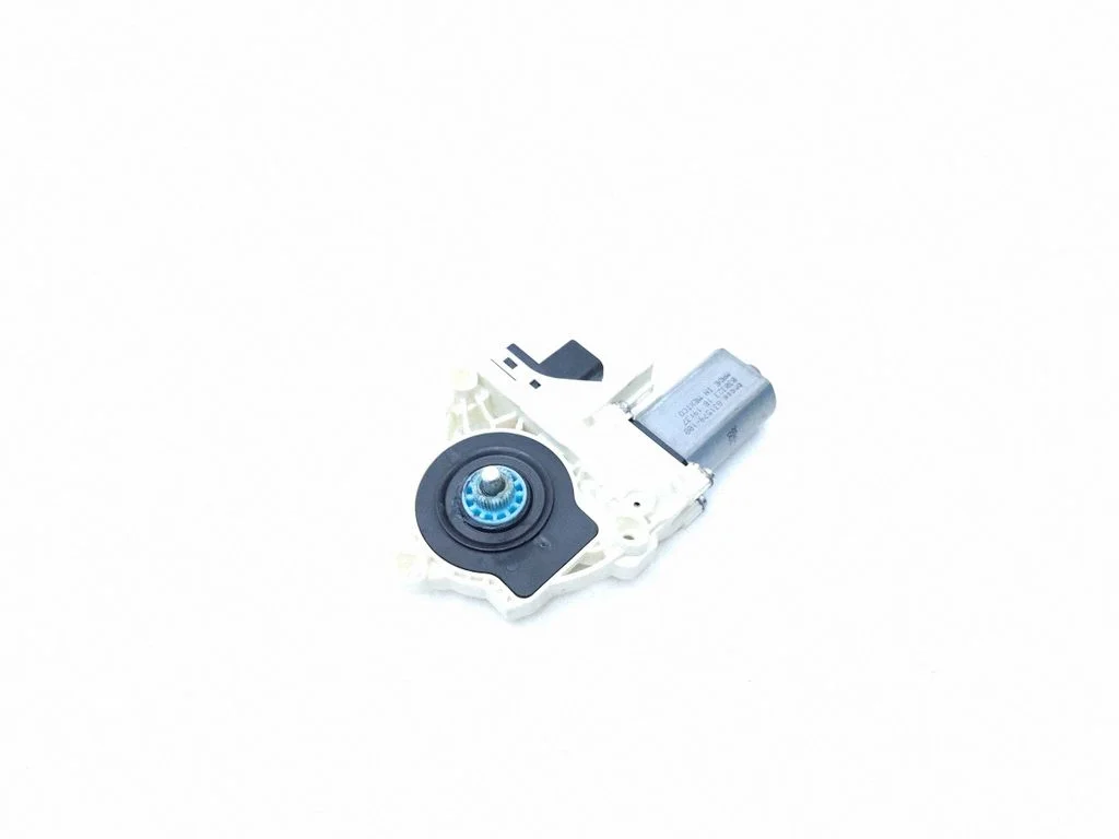 Rear door window regulator motor – Tesla Model Y (2020-)