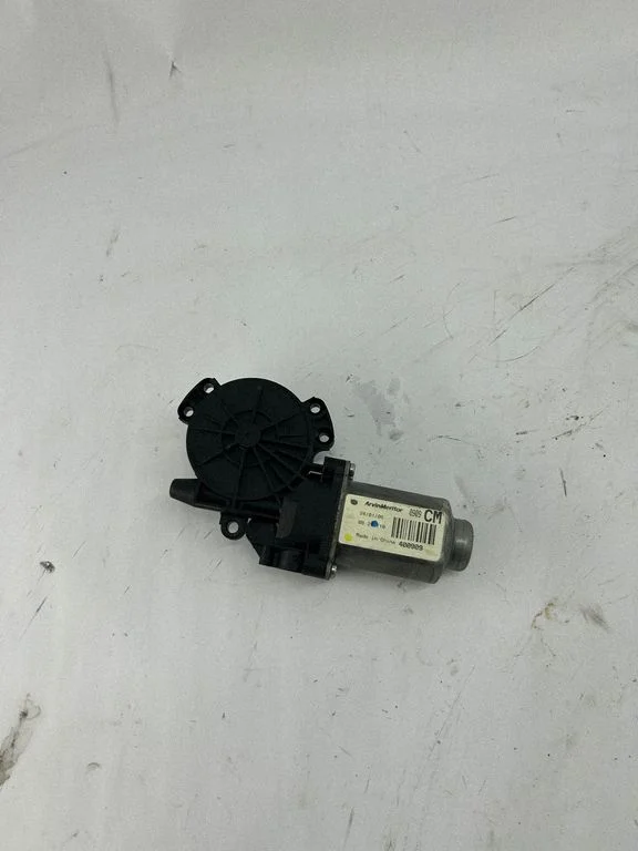 Aizmugurējā loga pacēlāja motoriņš 400909