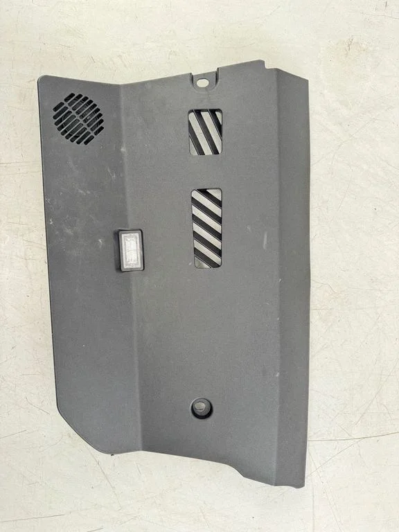 Dashboard lower bottom trim panel 168436700D