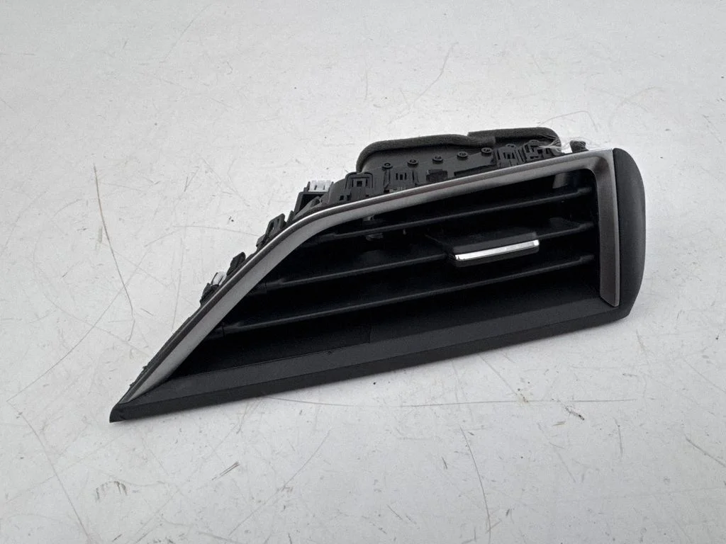 Dashboard side air vent grill/cover trim 66110FL030