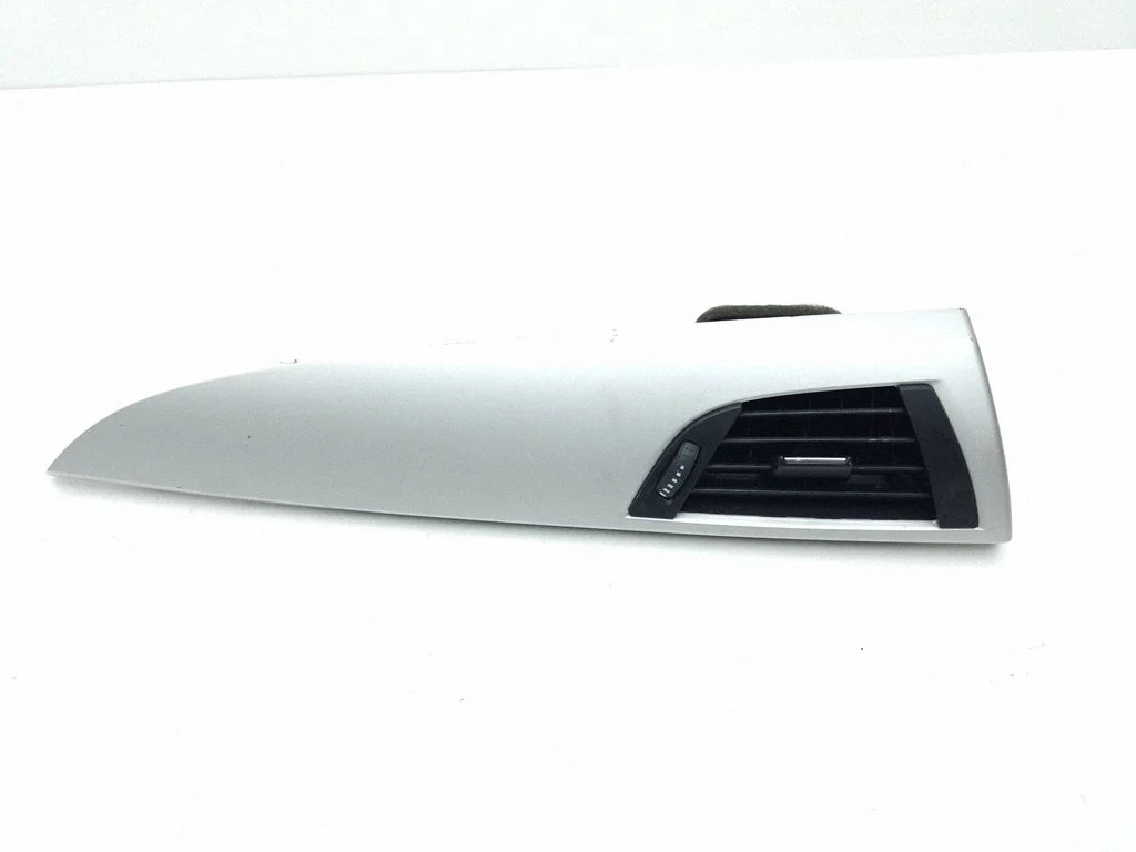Dashboard side air vent grill/cover trim 9205356