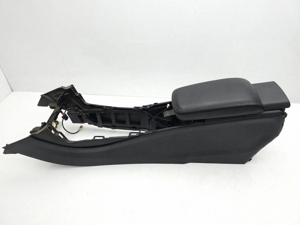 Armrest – Mercedes-Benz A-Class W176 (2012-2018)