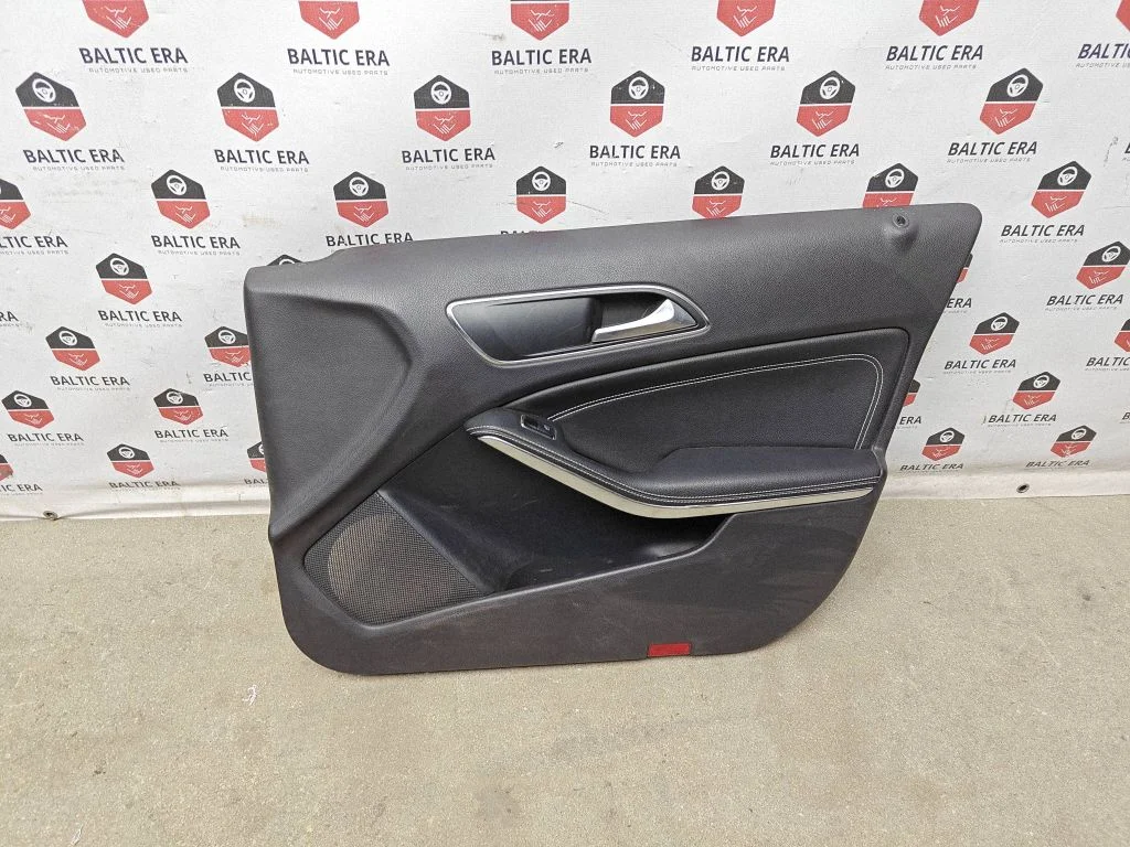 Eesmiste uste sisevooder – Mercedes-Benz A-klass W176 (2012-2018)