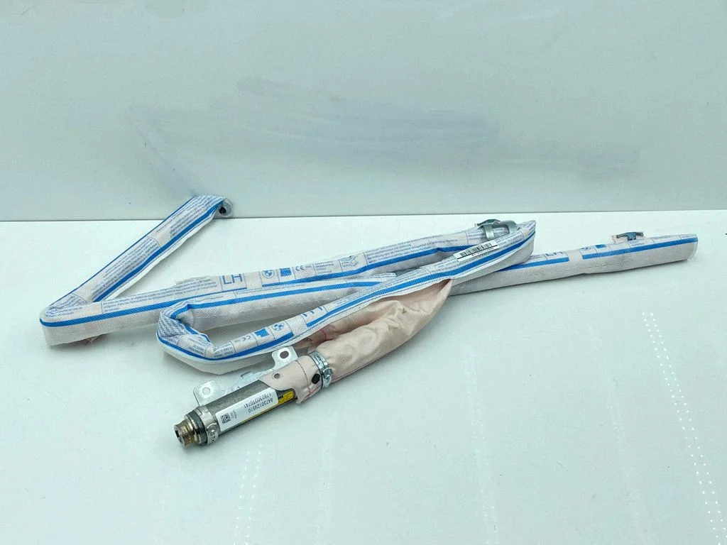 Katuse turvapadi (kardin) 84730129510