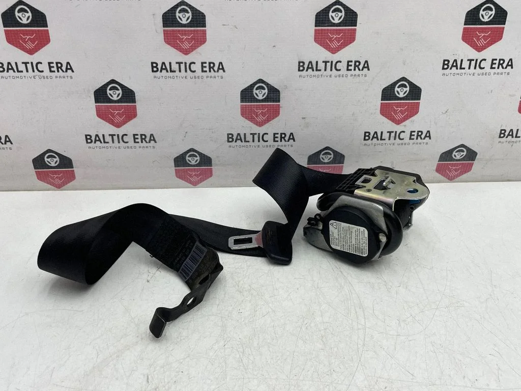 Rear seatbelt 601783100
