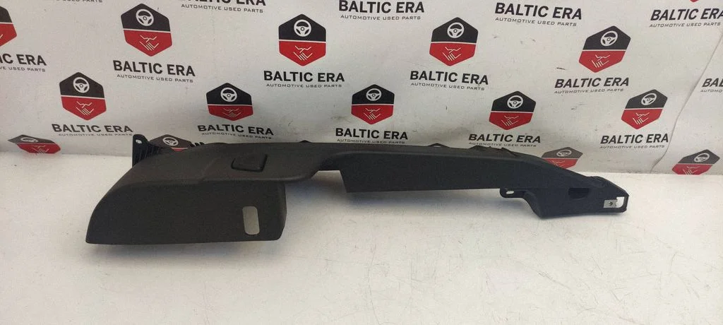 Cita bagāžnieka apdares detaļa 51477238878