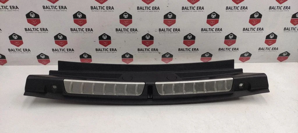 Trunk/boot sill cover protection 7309520