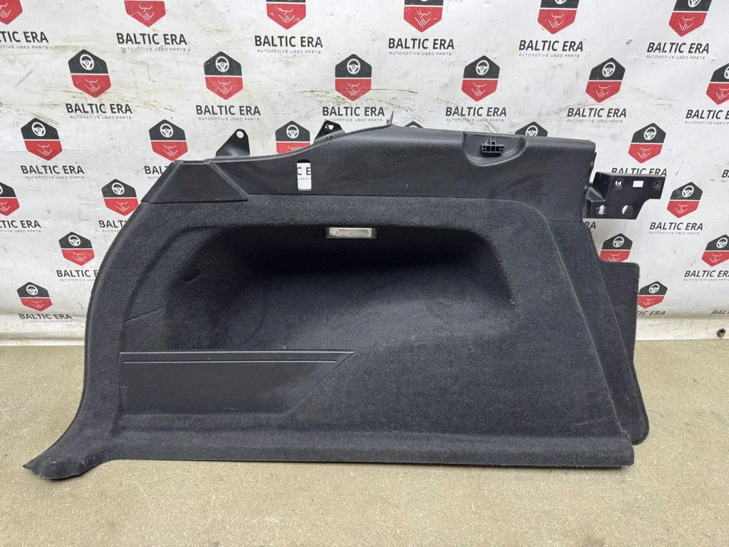 Trunk/boot side trim panel 7P6863819