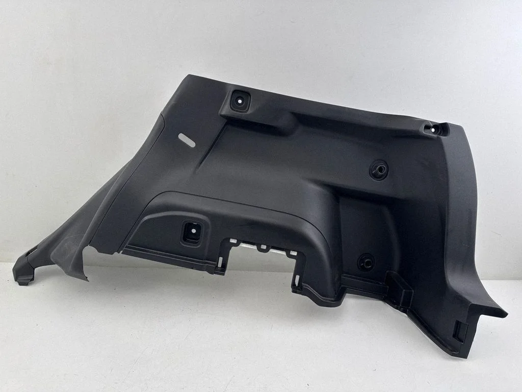 Trunk/boot side trim panel 94027FL200