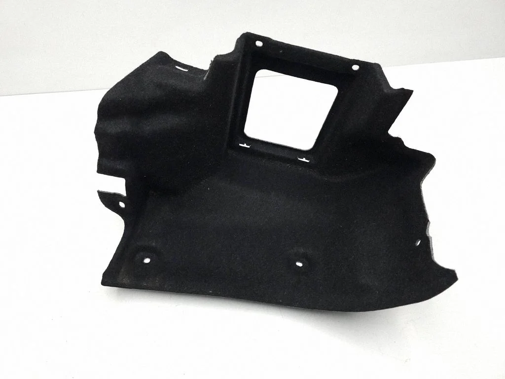 Boczny panel tapicerki bagażnika – BMW Seria 4 F32 F33 (2013-2020)