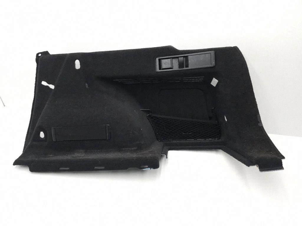 Trunk/boot side trim panel 7463470
