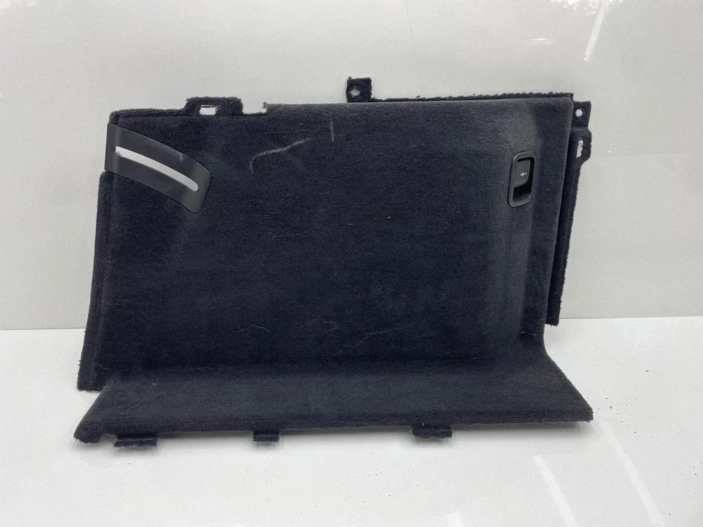 Trunk/boot side trim panel 7387486
