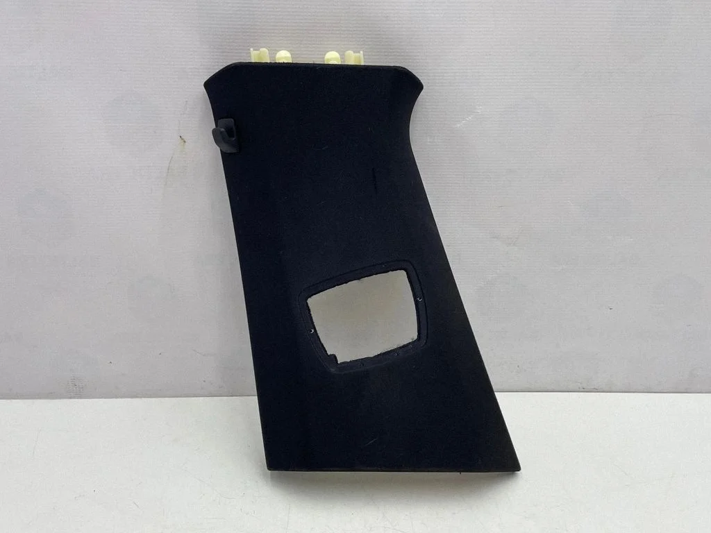 (B) pillar trim (top) 9112739