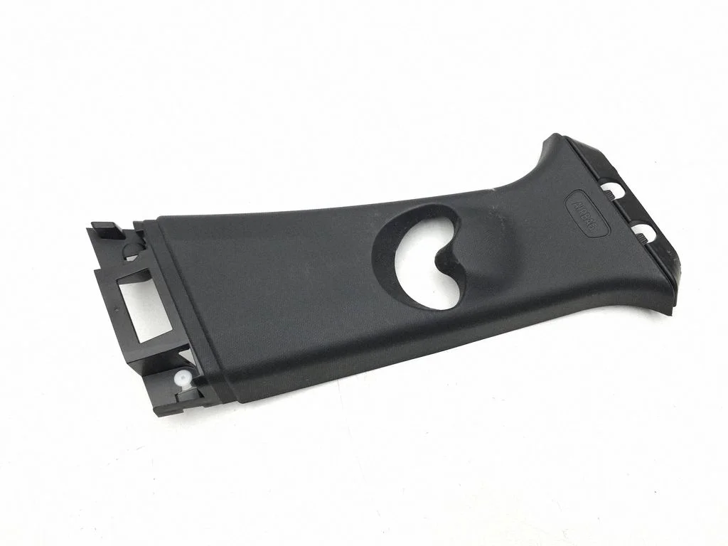 (B) piilari kate (ülemine) – BMW 1-seeria F20 F21 (2011-2019)