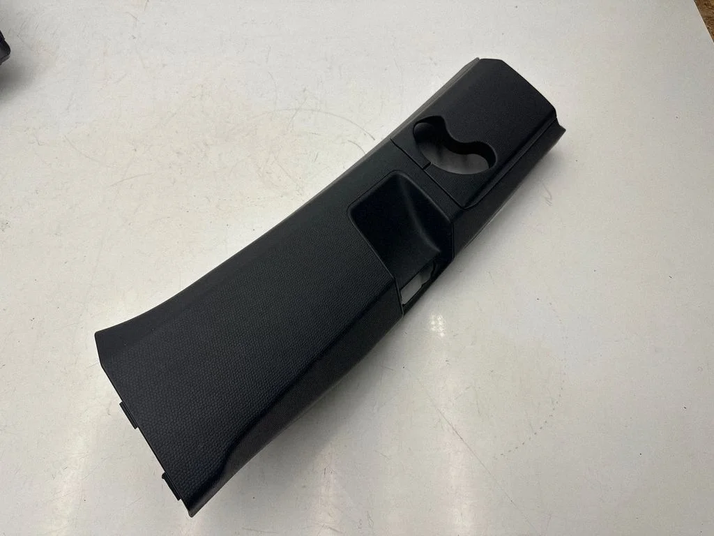 (B) pillar trim (top) 7287935