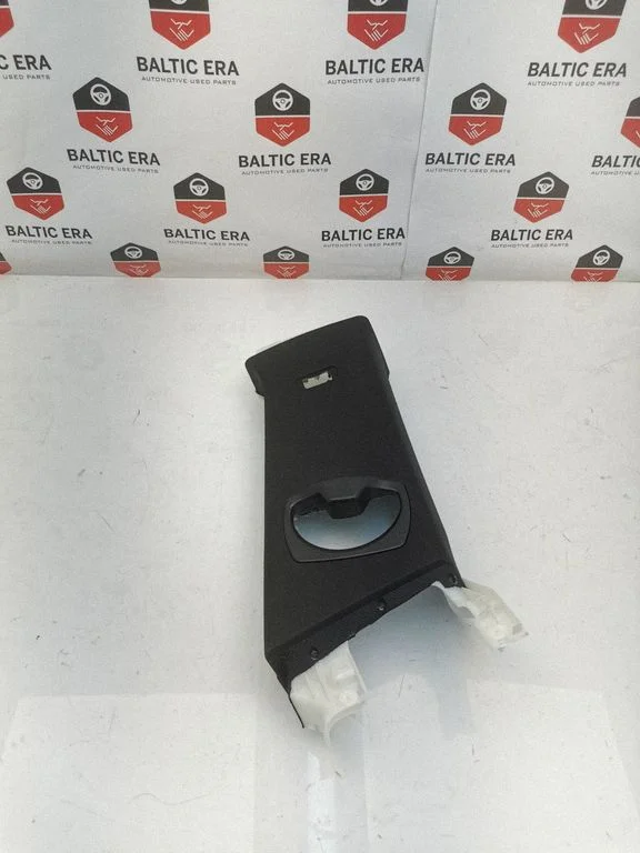 (B) piilari kate (ülemine) – BMW 4-seeria F32 F33 (2013-2020)