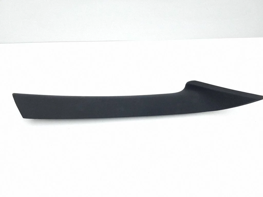 (A) pillar trim 7363524