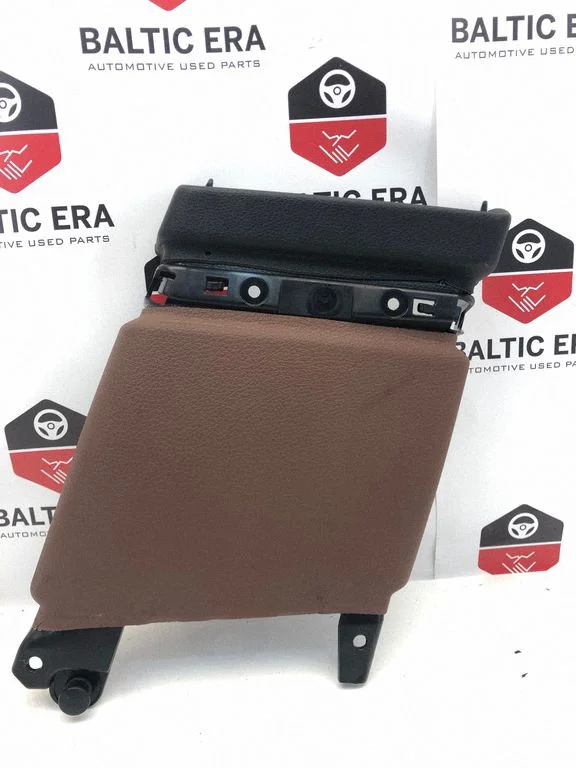 (B) pillar trim (bottom) – BMW 5 Series GT F07 (2010-2017)