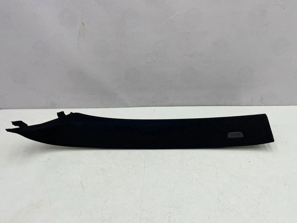 (A) pillar trim 7112735
