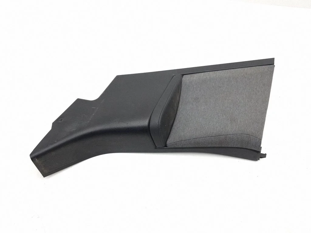 (C) pillar trim 7272427