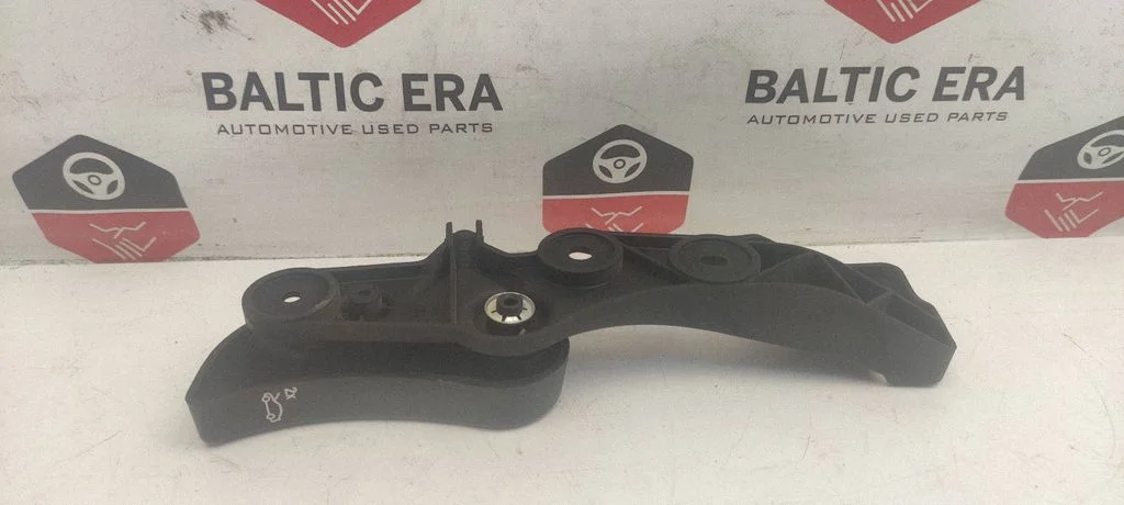 Motora pārsega atvēršanas rokturis 7326365