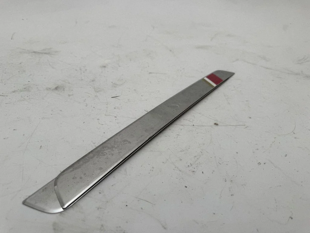 Front sill trim cover 98271956VV