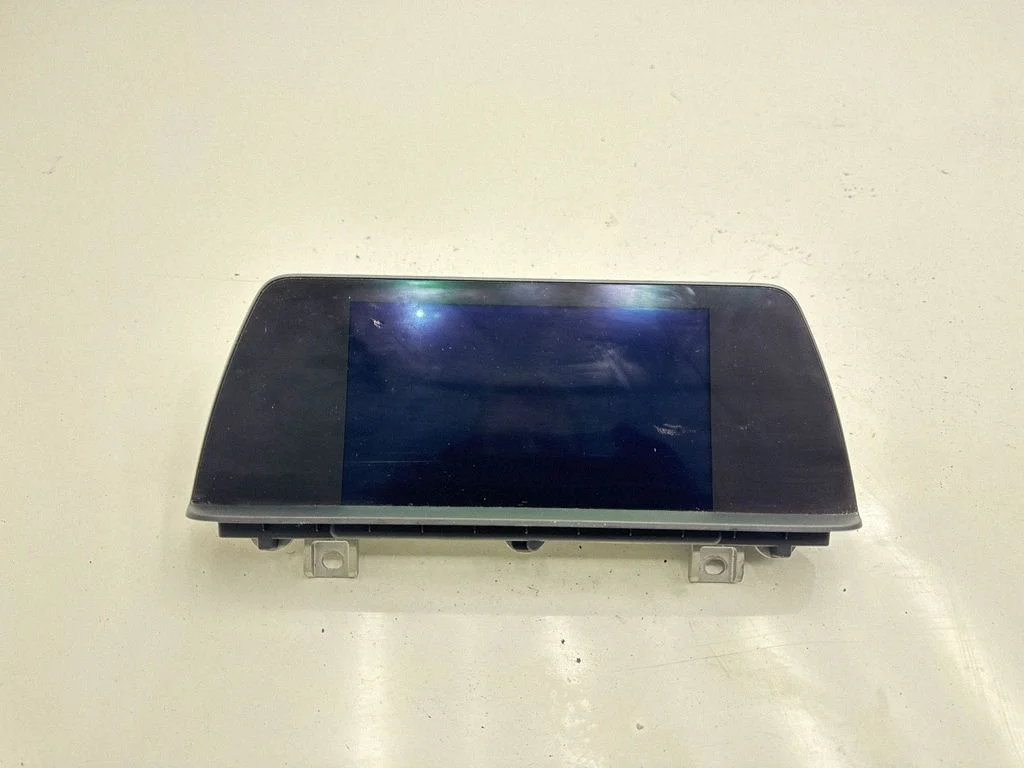 Screen/display/small screen – BMW 2 Series F22 F23 (2013-2017)