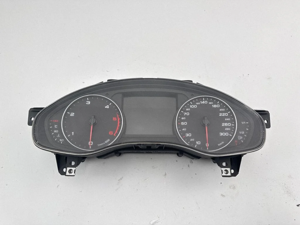 Speedometer (instrument cluster) 4G8920900L