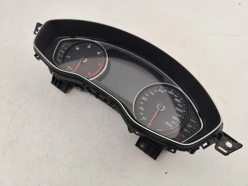 Speedometer (instrument cluster) 8W5920781K