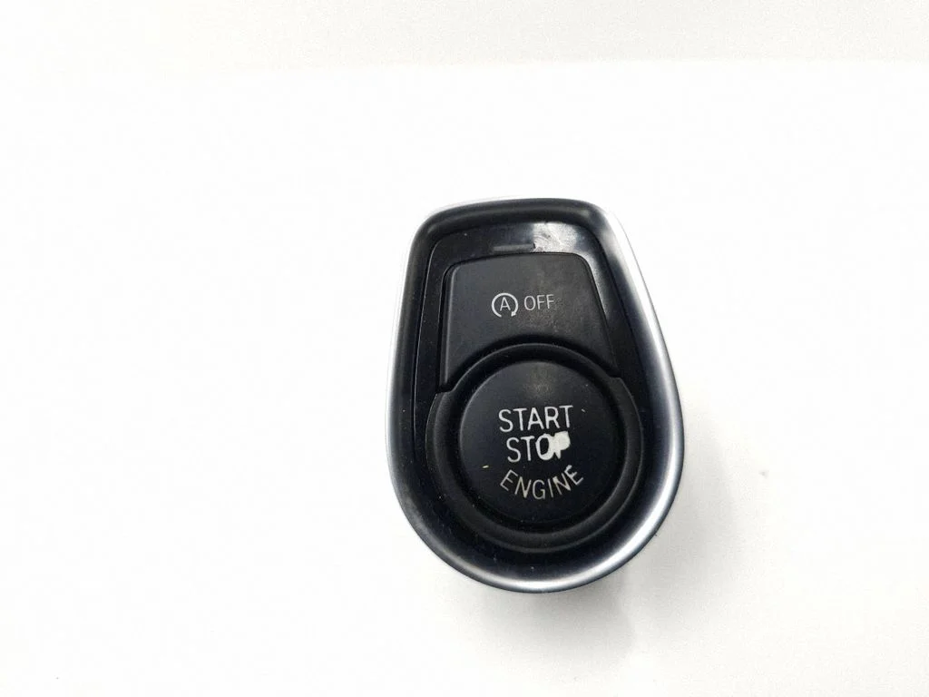 Mootori start-stopp-nupp 9250734