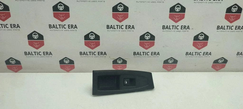 Electric window control switch 9208107