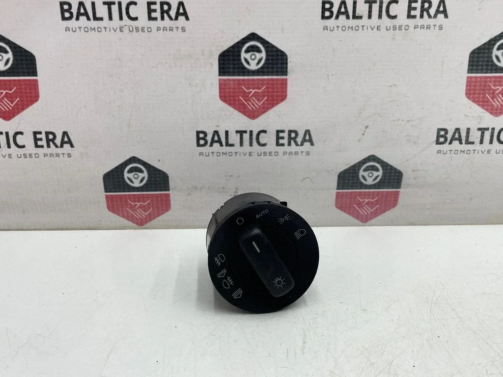 Light switch 4E0941531E