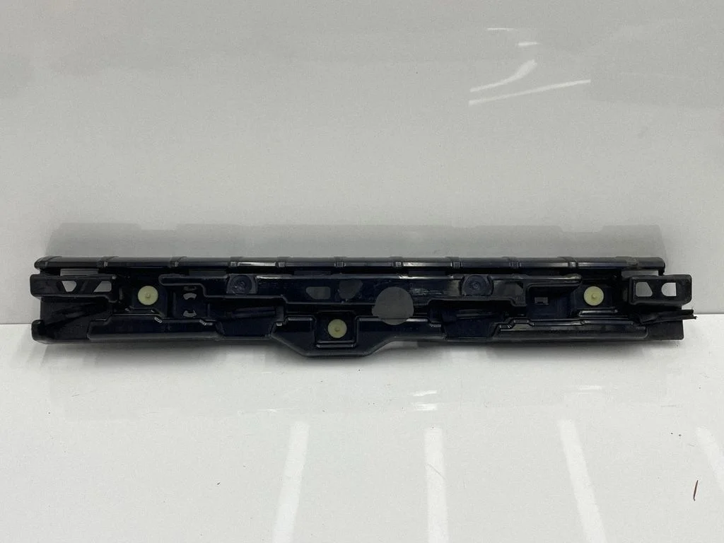 Sill supporting ledge 7387344
