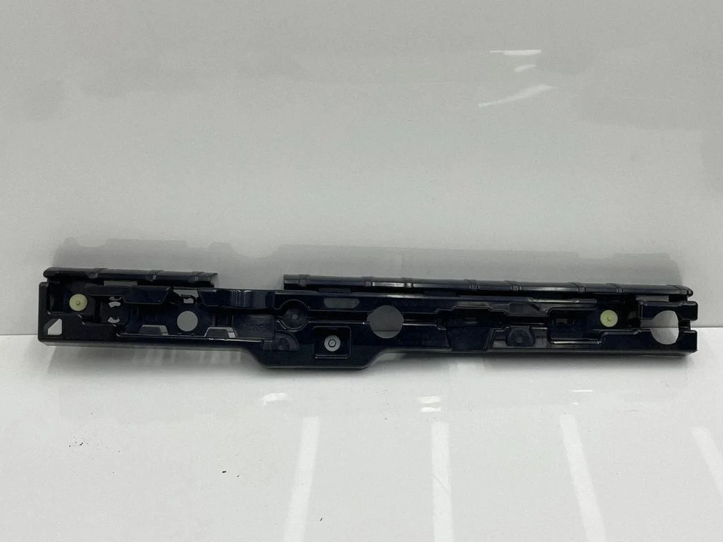 Sill supporting ledge 7387346