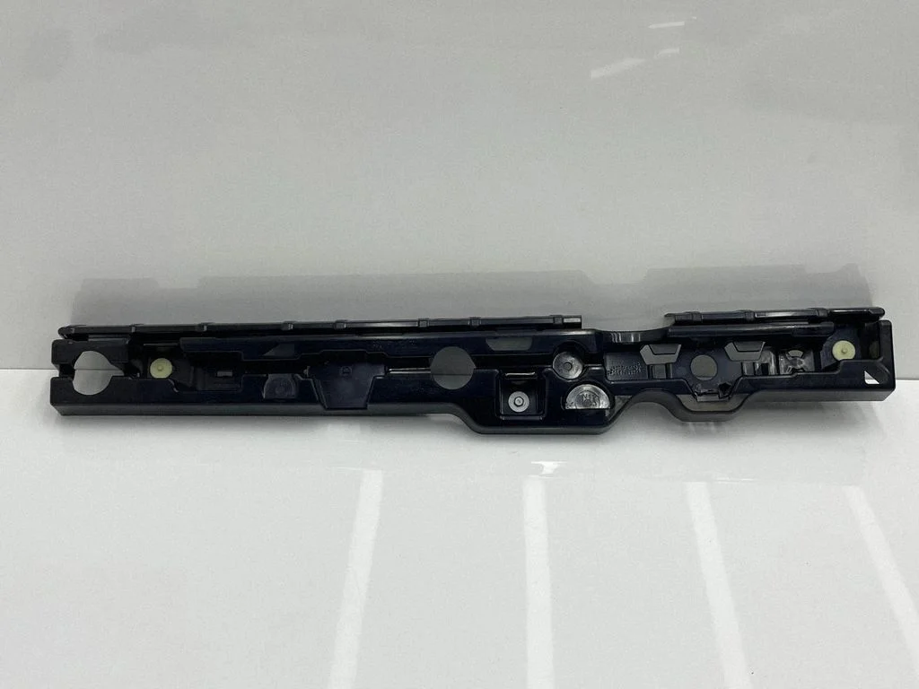 Sill supporting ledge – BMW 5 Series G30 G31 G38 (2016-)