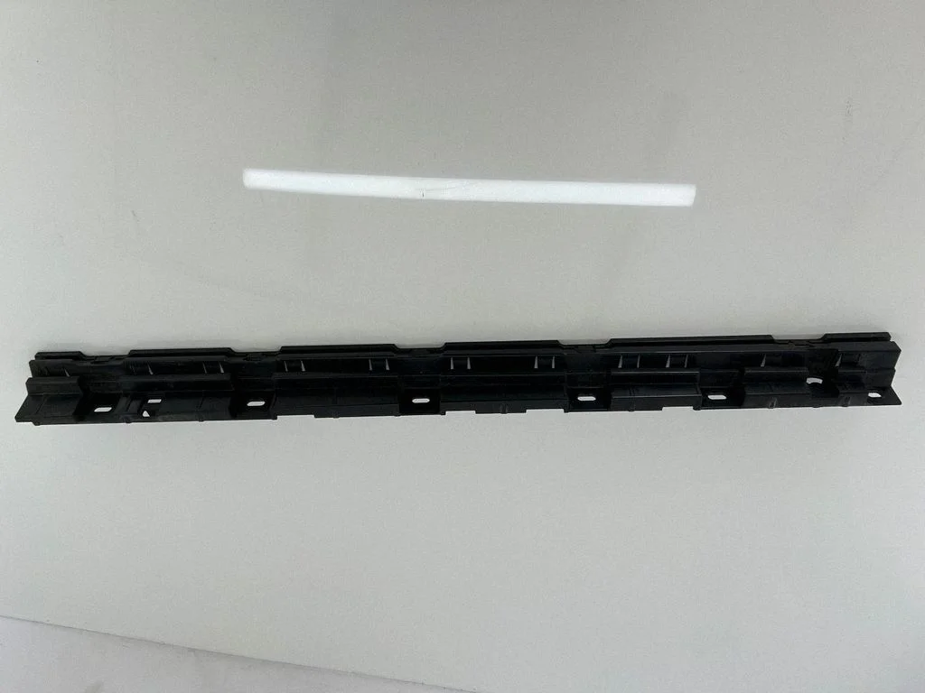 Sill supporting ledge 7184778