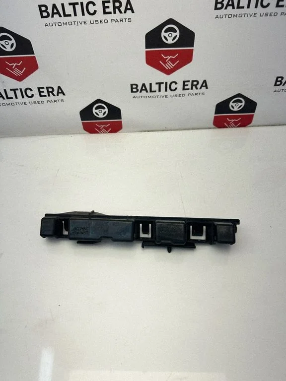 Sill supporting ledge 7294888