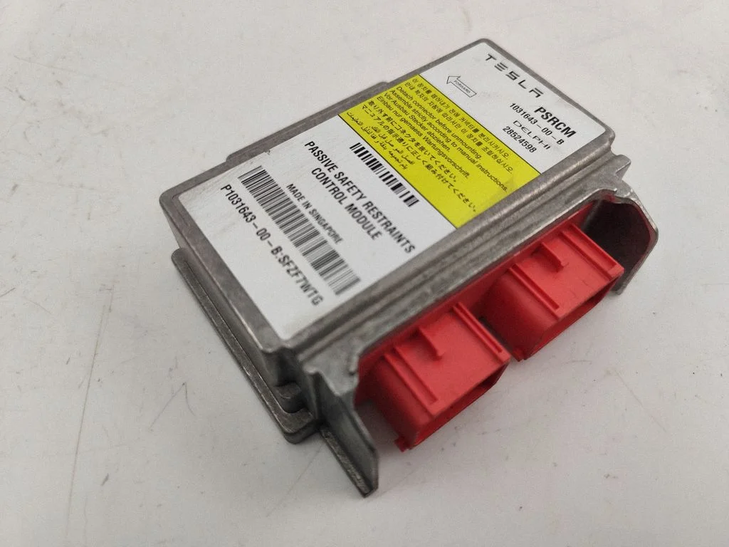 Airbag control unit/module – Tesla Model S (2012-)