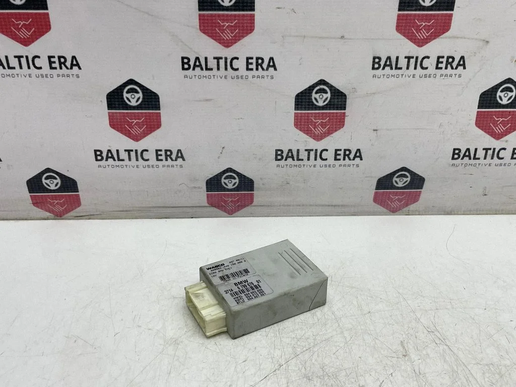 Pakabos valdymo blokas