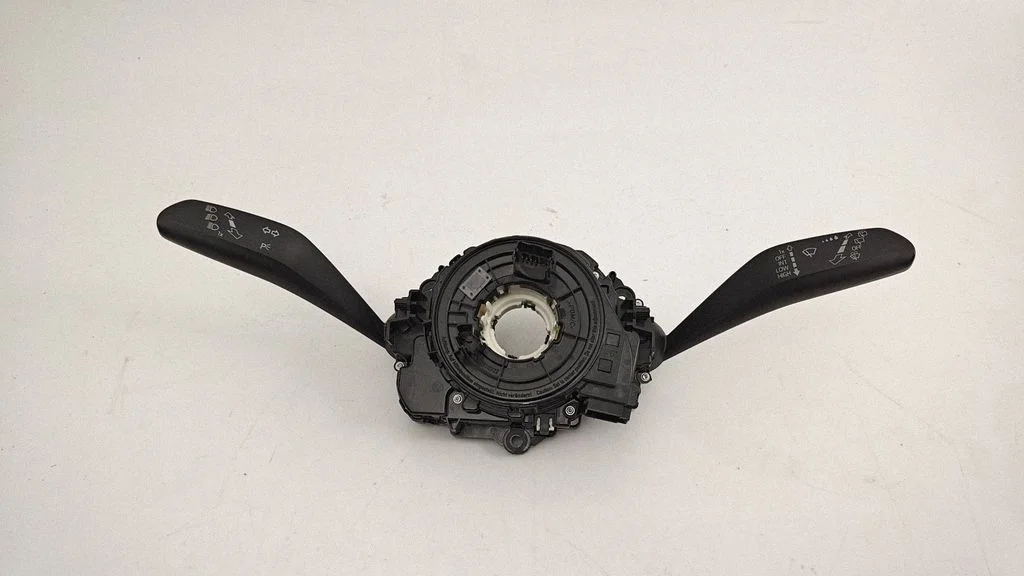 Wiper turn signal indicator stalk/switch 1EA953507F